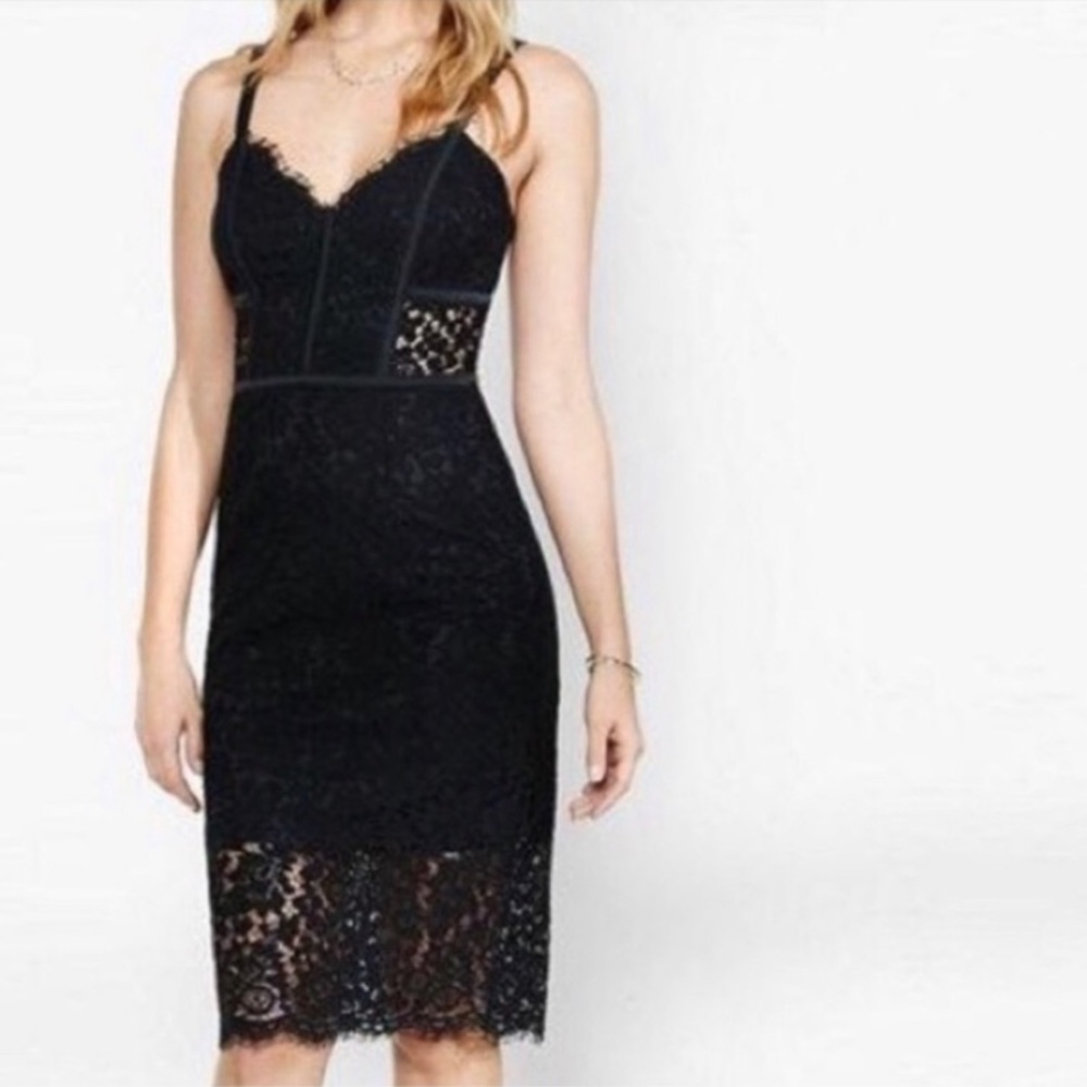 Express lace dress - Picture 2 of 4